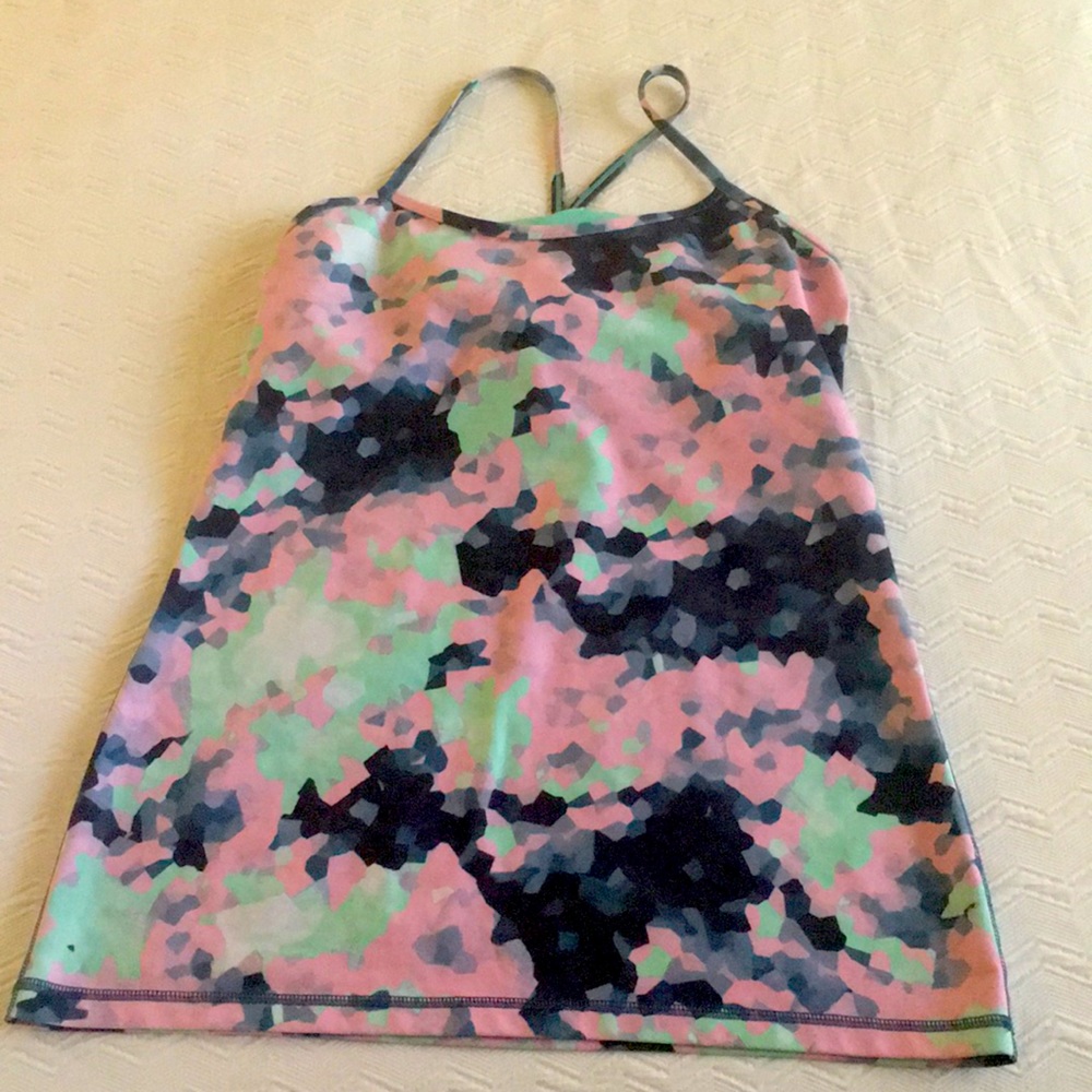 Lululemon active top